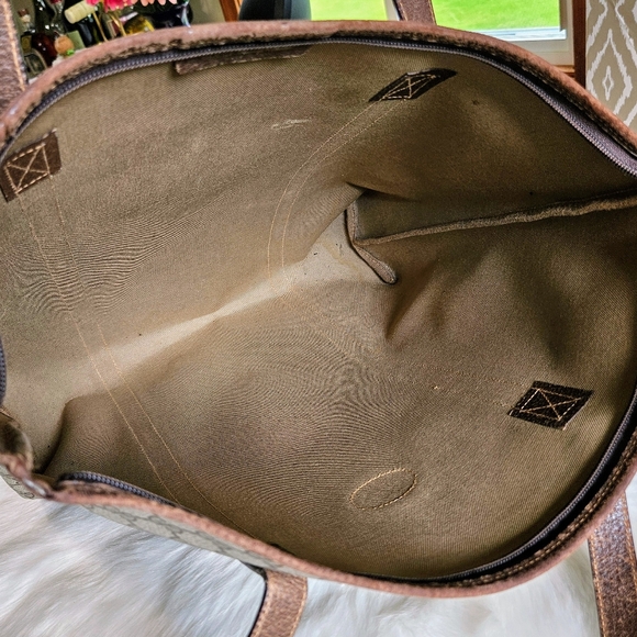 Gucci Supreme large vintage zippered tote - Picture 10 of 12